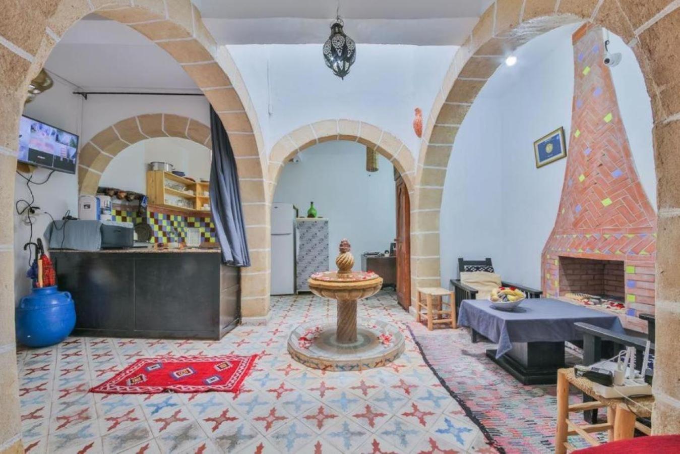 Riad Aylal Εσαουίρα Εξωτερικό φωτογραφία